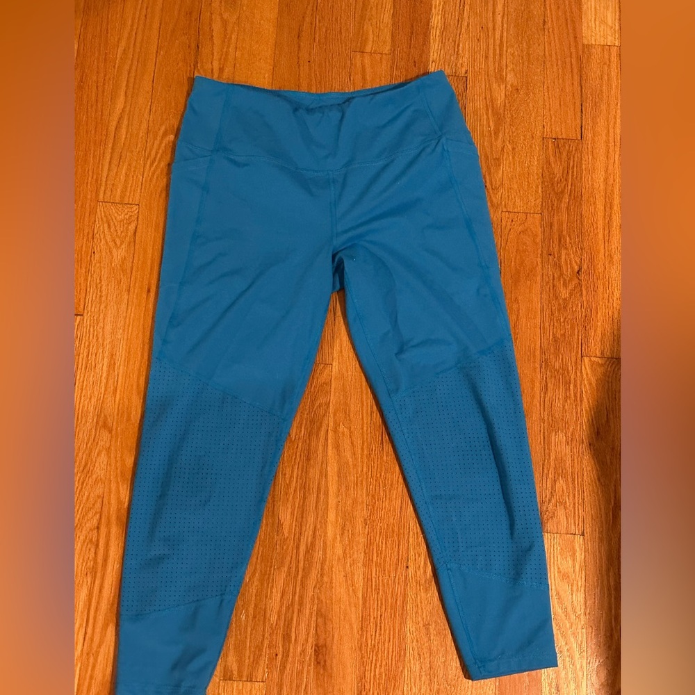 Blue Athletic leggings